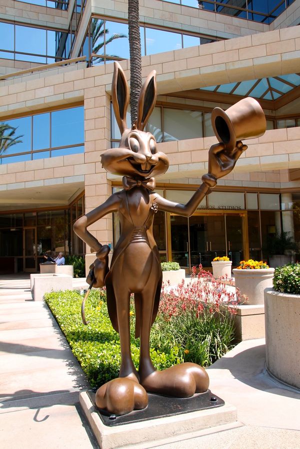 Statue Bugs Bunny Warner Bros Studio Hollywood