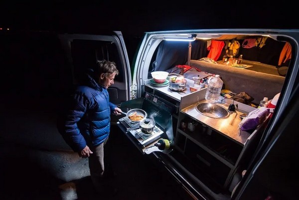 Van cuisine