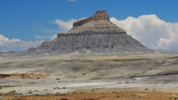 Factory Butte Route UT-95