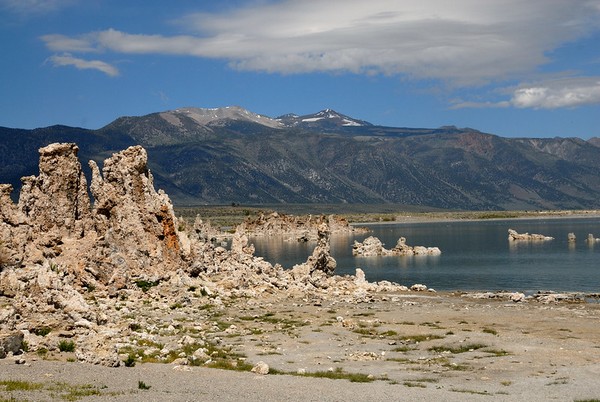 Tuffas Mono Lake