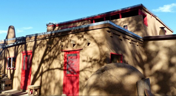 Portes colorées Taos Pueblo