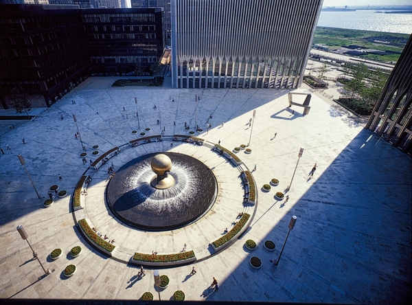 World Trade Center, entrance Sphere at Plaza Fountain sculpture (1976)