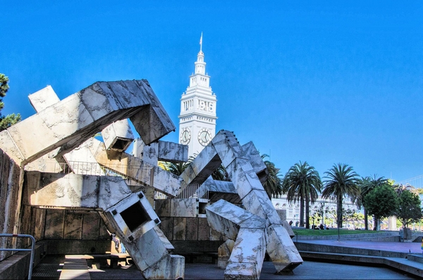 Fontaine Vaillancourt Embarcadero plaza San Francisco