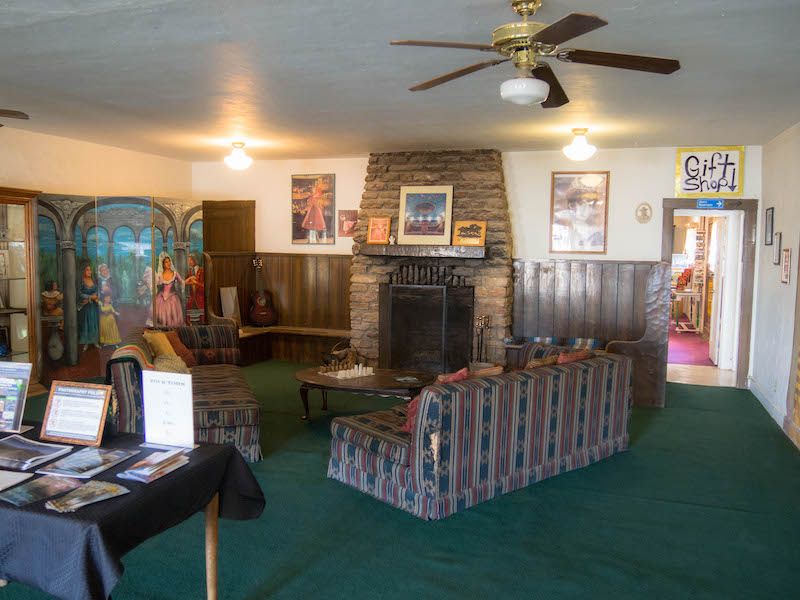 Salon Armagosa Hotel
