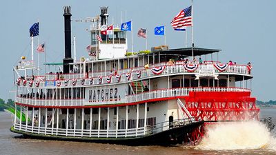 Bateau croisière à aube sur le Mississippi à La Nouvelle-Orléans