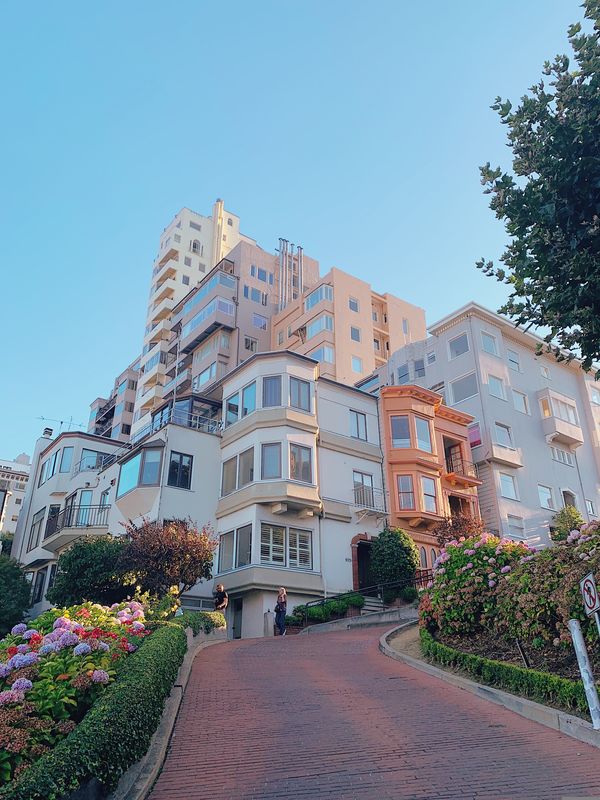 Virage de Lombard Street