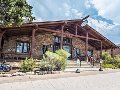 Bright Angel Lodge